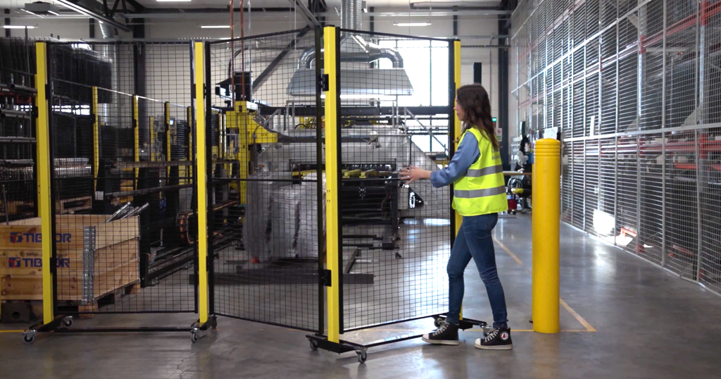 Portable panels is a flexible system when you need to divide spaces or people